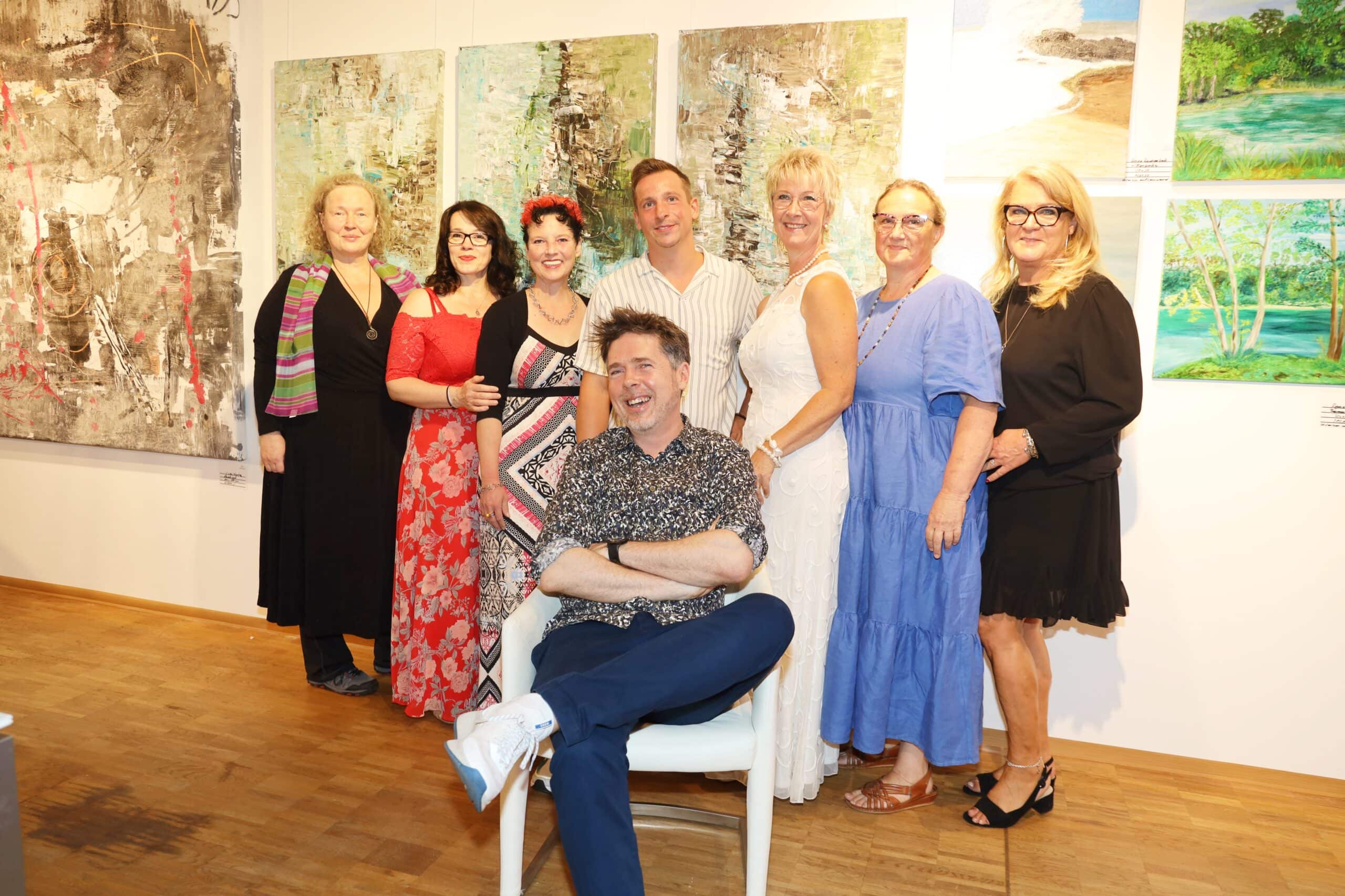 Kraftlinien Vernissage in Laatzen: Über 70 Gäste feiern eine erfolgreiche Vernissage