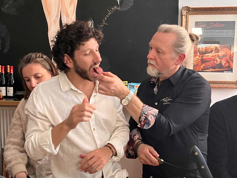 Sterneköchin Haya Molcho bei Robert Jägers Sternenjäger Kochschule zu Gast