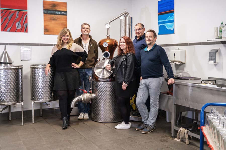 Herzensprojekt: unser „Bellawuppdich-Gin“