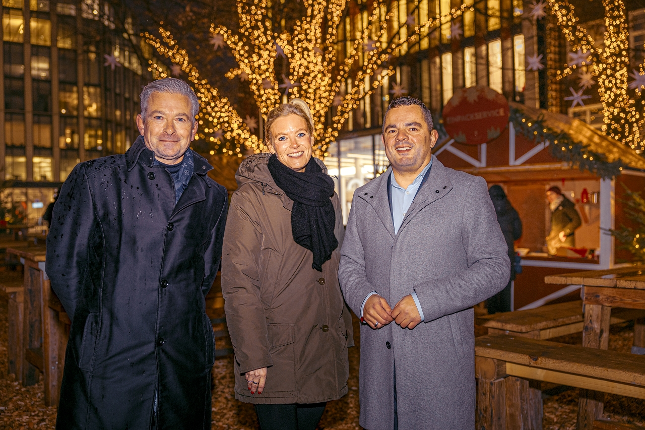 “Nordlicht” des BID Hohe Bleichen–Heuberg beleuchtet ganz Hamburg