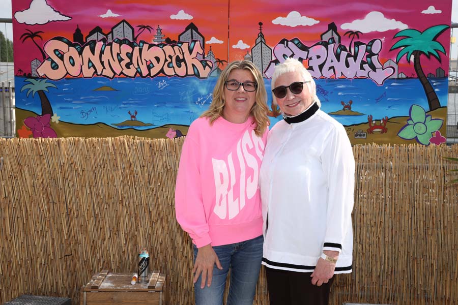 Claudia Schulz und Brigitte Sely ©Wallocha