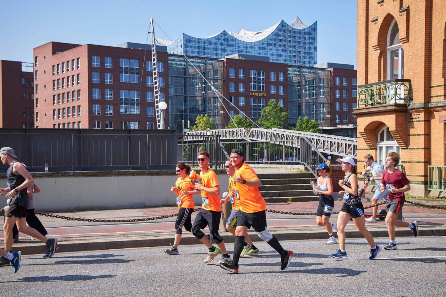 30. hella Hamburg Halbmarathon: Ein sportliches Fest durch die Hansestadt